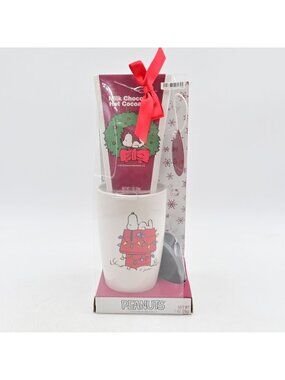 Peanuts Snoopy Holiday Mug Gift Set Milk Chocolate Hot Cocoa Mix New Sealed